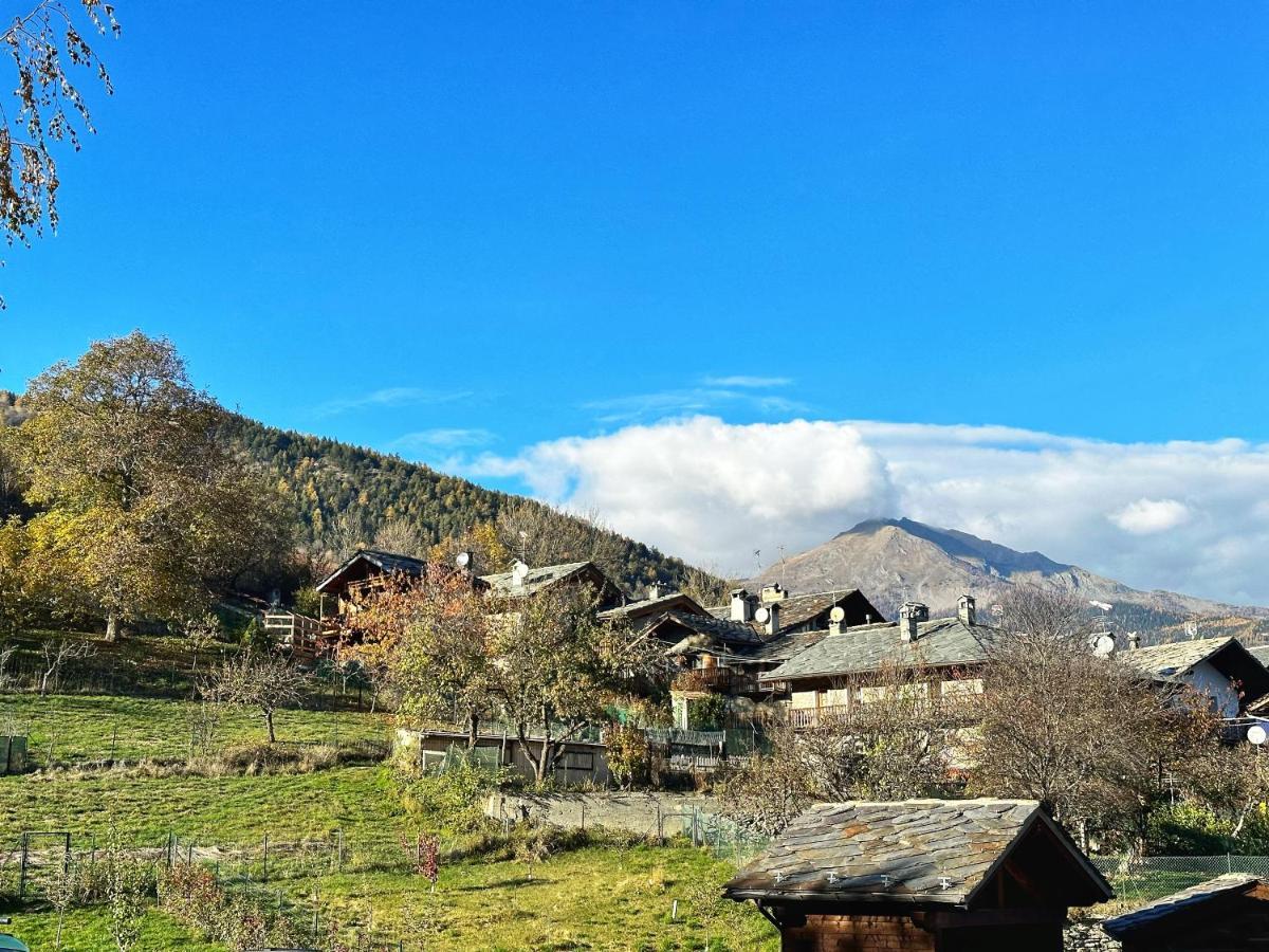 Meizon - La Montagna, Pila, Crevacol, Aosta E Valpelline Gignod 外观 照片